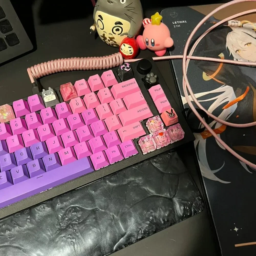 Custom Single Sleeve Coiled USB Cable for Mechanical Keyboard in Pink